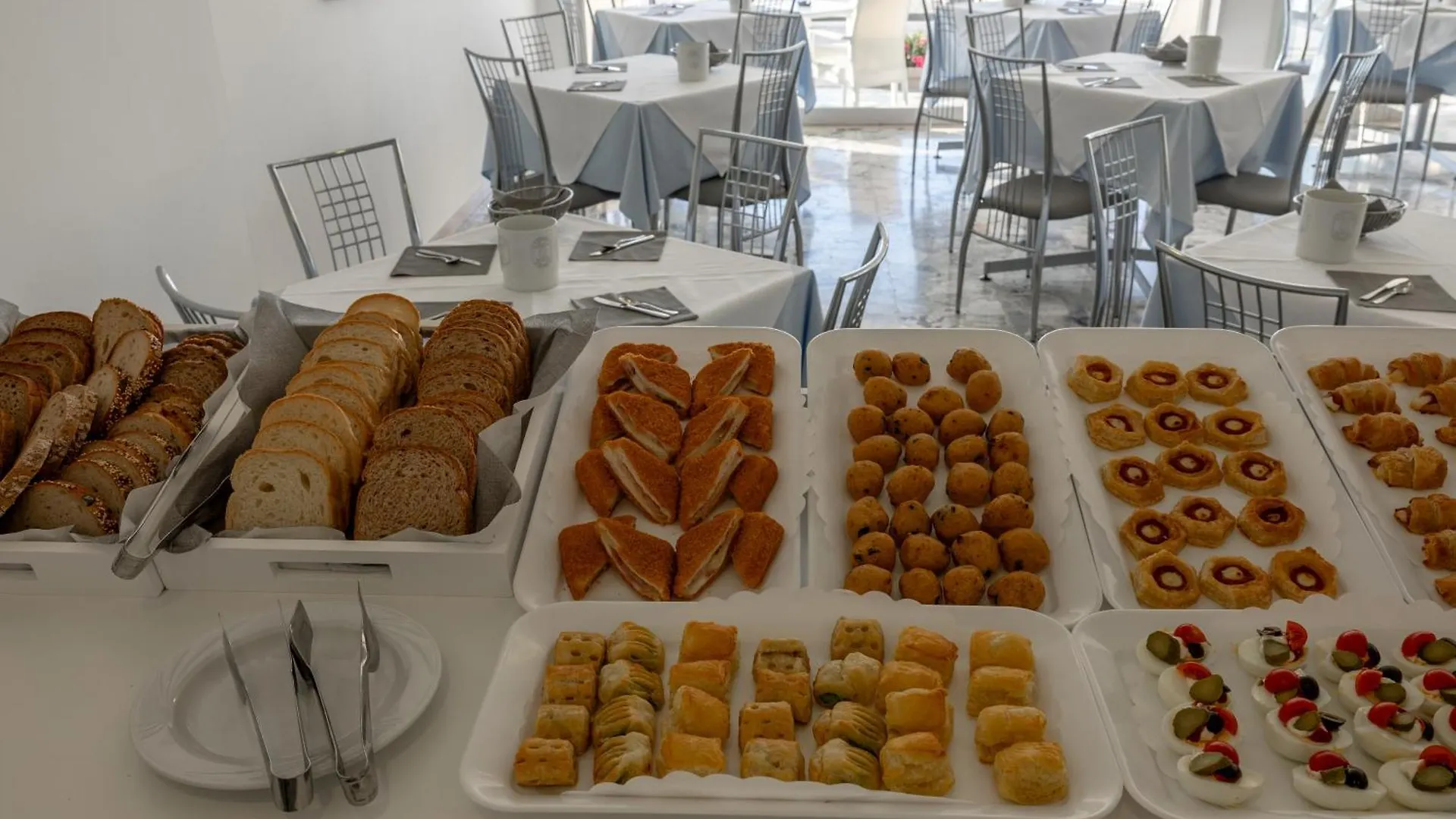 Hotel Riviera Caorle 3*,  Italy