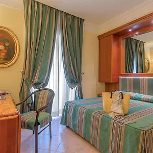 Hotel Raeli Luce Řím